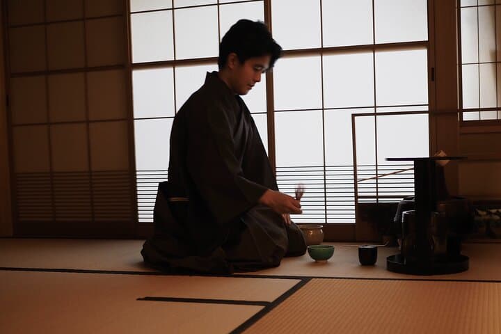 Private Authentic Matcha Tea Ceremony in a Kyoto Tea Room — photo 10
