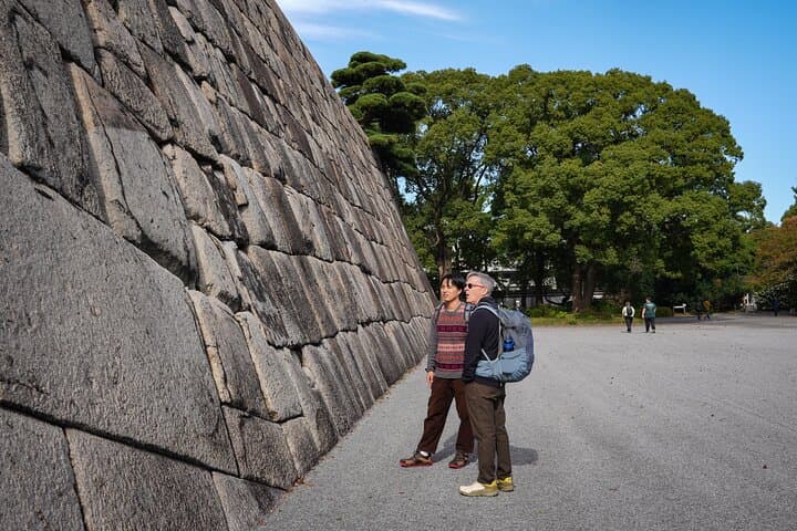Tokyo Imperial Palace with Kagurazaka Alley Tour — photo 5