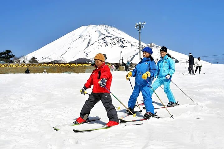 Mt. Fuji Skiing And Onsen Experience 1 Day Tour — photo 2