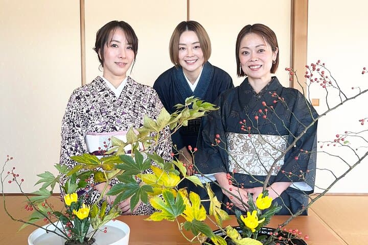 Authentic Ikebana Experience in Tokyo near Shinjuku — photo 13