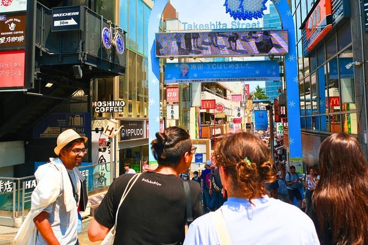 Tokyo Meiji Shrine & Harajuku: Walk Through Japanese Culture — photo 9