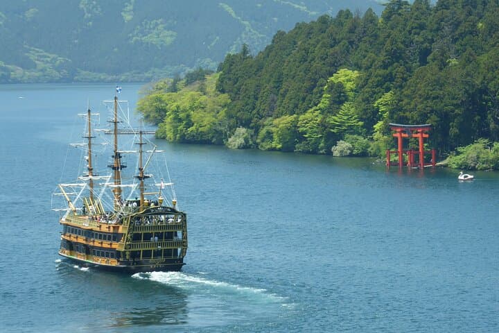 Shore Excursion Private Mt Fuji and Hakone Tour from Shimizu Port — photo 11