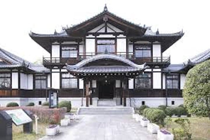 Private One Day Tour of Kashihara Shrine and Horyuji Temple — photo 3