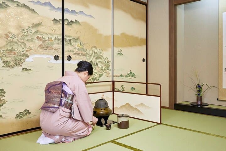 Shinjuku : Authentic Tea Ceremony with Matcha & Kimono — photo 5