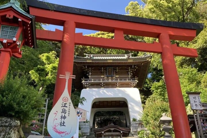 Enoshima Island Walking Tour Shrines Sea Views And Culture — photo 3