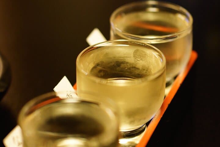 Todai-ji Temple & Nara Sake Tasting Walking Tour — photo 6