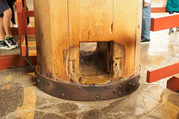 Todai-ji Temple & Nara Sake Tasting Walking Tour — photo 10
