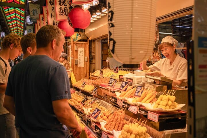 Kyoto Nishiki Market Walk Tour with Tea Ceremony Experience — photo 7