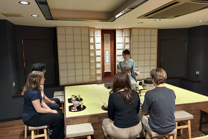 Traditional Tea Ceremony with Matcha and Sweets in Kyoto — photo 3