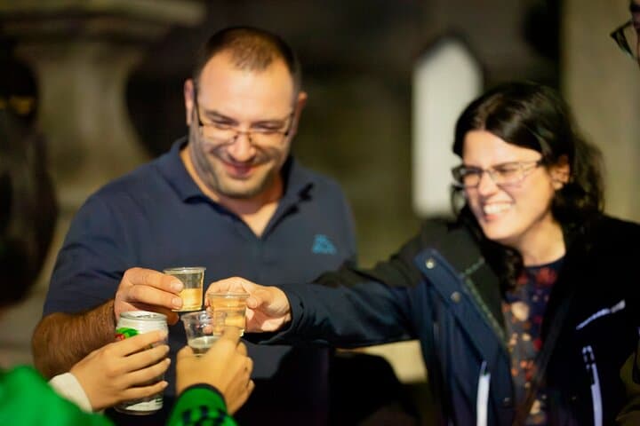 Kyoto Gion Evening Walk: Sake, Secret Alleys & Geisha District — photo 13