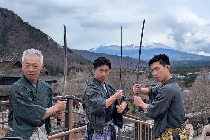 Mt Fuji Hidden Gem Custom Car Tour with Licensed Guide & Driver — photo 6