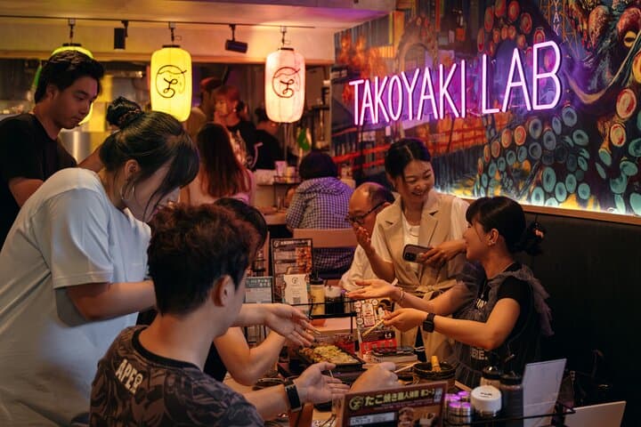 Osaka 17 Tastes Takoyaki Making all you can Eat and Drink — photo 6