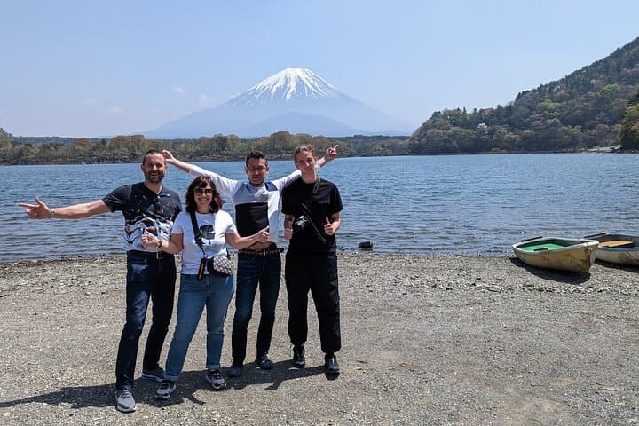 Mt Fuji Hidden Gem Custom Car Tour with Licensed Guide & Driver — photo 20