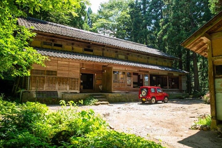 Hidden Treasures Day Tour from Toyama by Car — photo 11