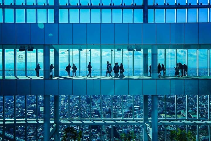 Harukas 300 Observatory + Osaka Castle Skip-the-Line Tickets — photo 3