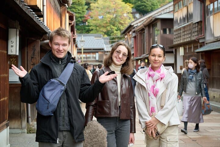 Kanazawa Omicho Market Food Tour — photo 8