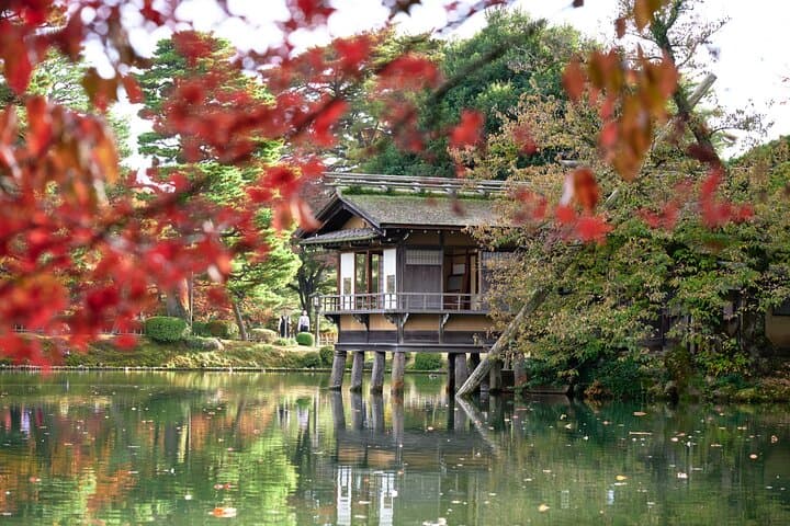 Kenrokuen Garden & Kanazawa Castle Walking Tour — photo 4