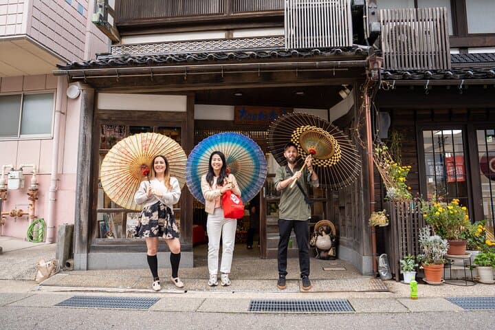 Kanazawa Samurai & Geisha Walk with 2 Craft Visits and Lunch — photo 16