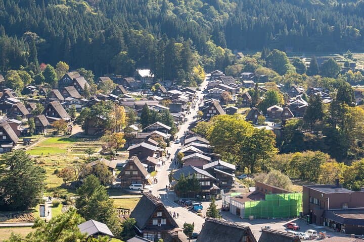 Shirakawa-go Private Day Trip and Metal Casting from Kanazawa — photo 3