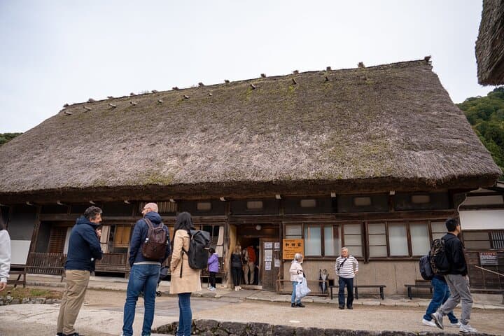 Private Day Trip to Shirakawa Go from Kanazawa — photo 17