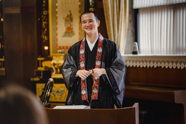 Private Meditation and Calligraphy with a Monk in Tokyo Temple — photo 2