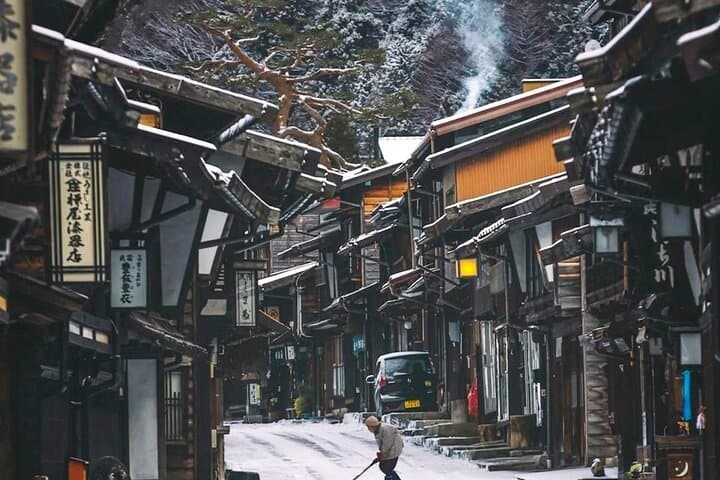 Shirakawa-go Gassho Village and Takayama Culture Day Trip — photo 3