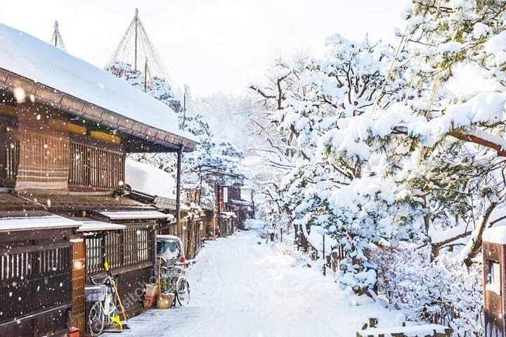 Shirakawa-go Gassho Village and Takayama Culture Day Trip — photo 4