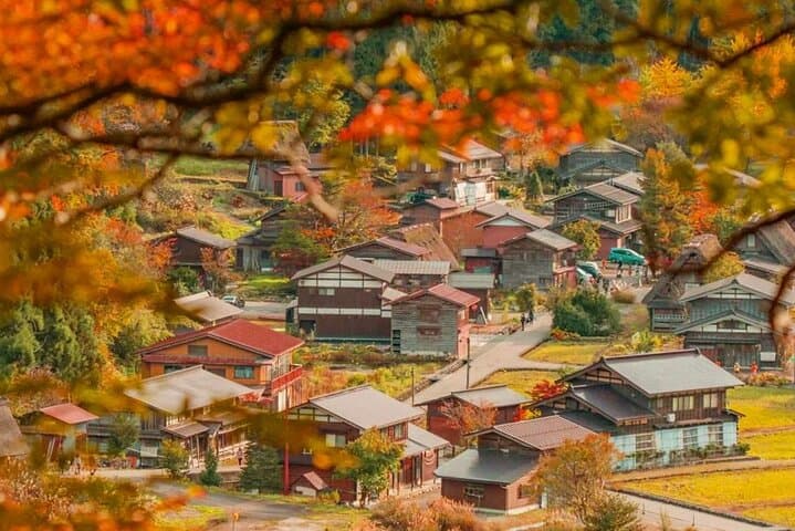 Shirakawa-go Gassho Village and Takayama Culture Day Trip — photo 12
