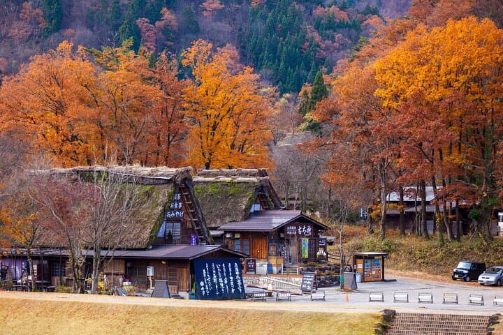 Shirakawa-go Gassho Village and Takayama Culture Day Trip — photo 16