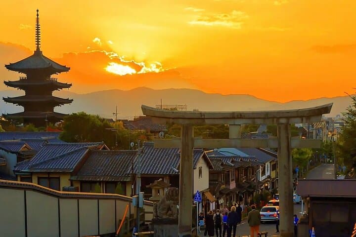 Quiet Kyoto: Morning Shrine Walk & Authentic Japanese Breakfast — photo 11