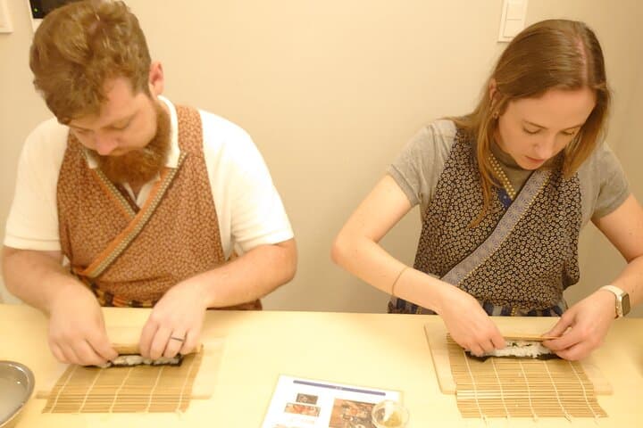 Authentic SUSHI Course Cooking Class — photo 8