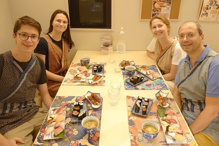 Authentic SUSHI Course Cooking Class — photo 10