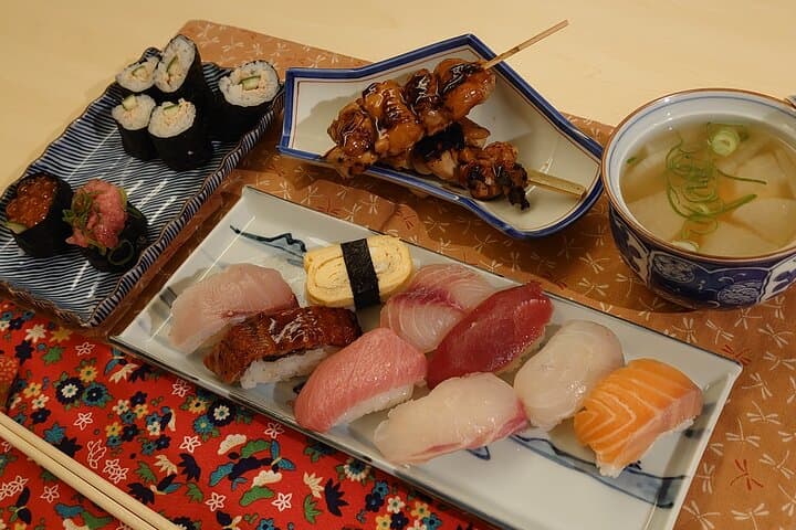 Authentic SUSHI Course Cooking Class — photo 13