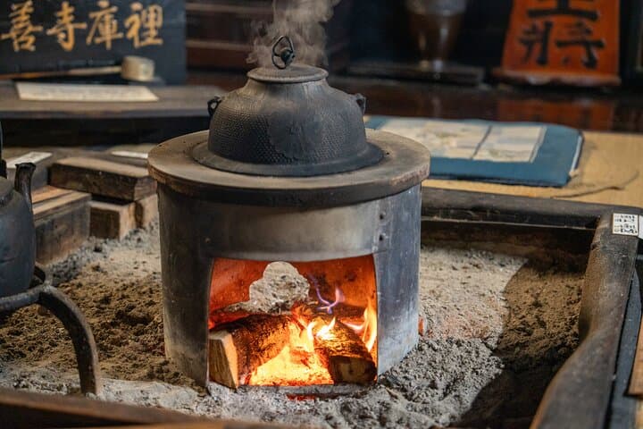 Shirakawa-go Private Day Trip and Metal Casting from Kanazawa — photo 4
