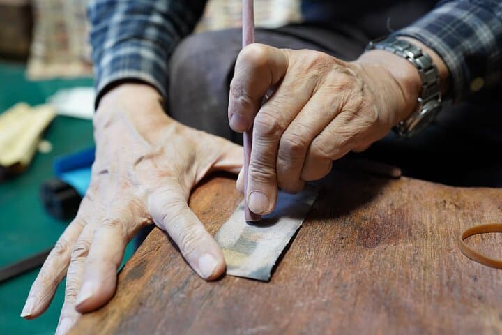Tokyo: Private cultural workshop with a Master craftsman — photo 7