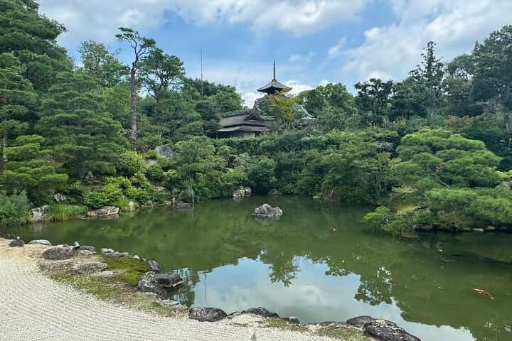 Kyoto: Ninna-ji, Stunning Pagoda and Gardens Tour in 1.5h — photo 2