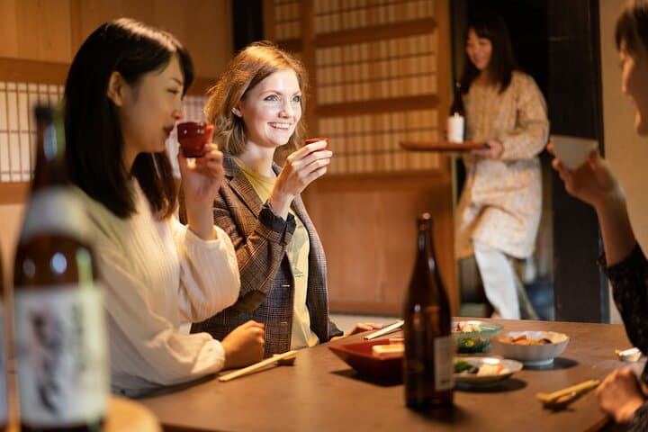 Takasaki Bar-Hopping Tour with Rooftop Bath Hotel Stay — photo 8