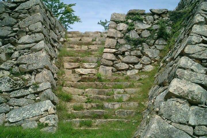 Hyogo: Takeda Castle “Castle in the Sky” Mountain Hiking Tour — photo 2