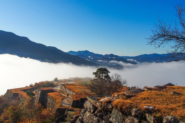 Hyogo: Takeda Castle “Castle in the Sky” Mountain Hiking Tour — photo 4