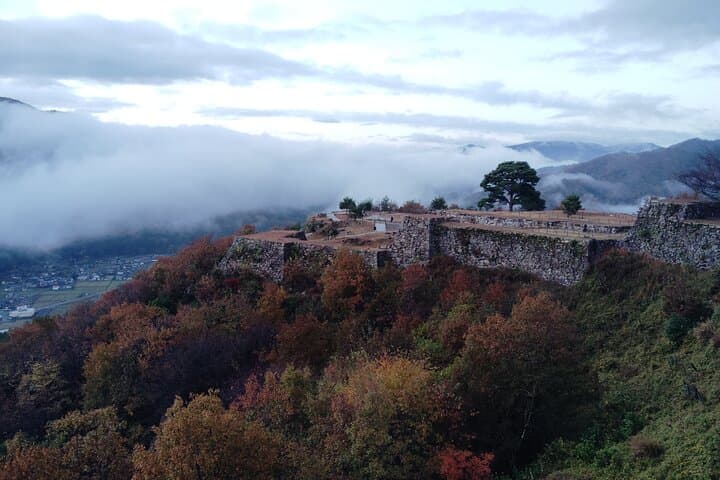 Hyogo: Takeda Castle “Castle in the Sky” Mountain Hiking Tour — photo 8