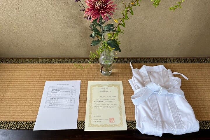 Japanese Calligraphy and Karate Experience in Kagoshima — photo 8
