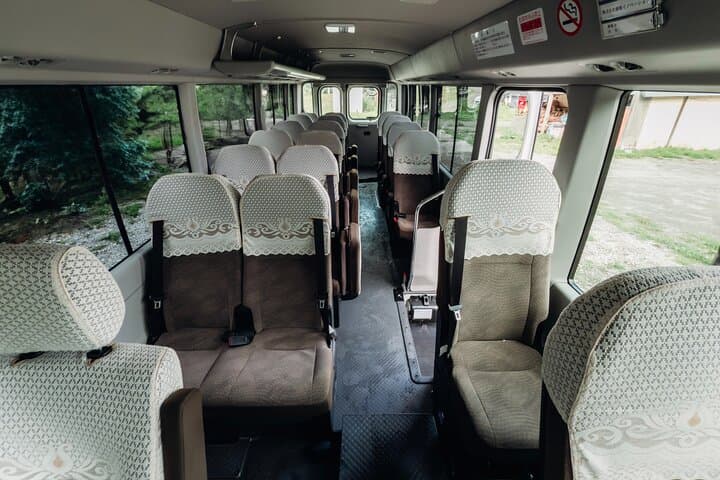 Niseko,Hirafu-CTS Private Airport transfer by Mini Bus — photo 2