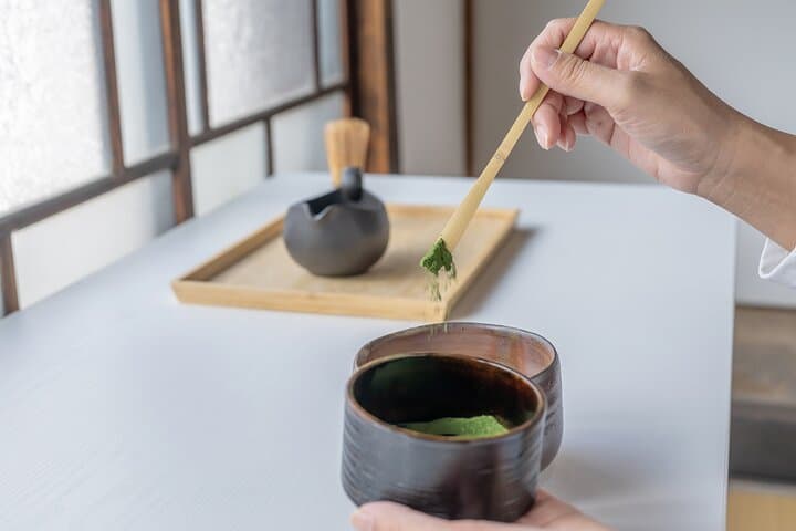 Matcha making using a stone mill and pairing experience with tea sweets (with a souvenir of pesticide-free matcha from Okayama Prefecture) — photo 5