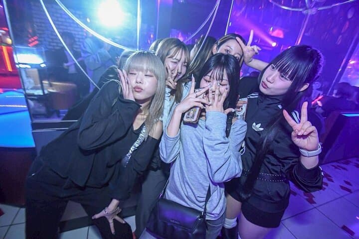 Osaka Dotonbori CHEVAL Nightclub VIP Package for Foreign — photo 20