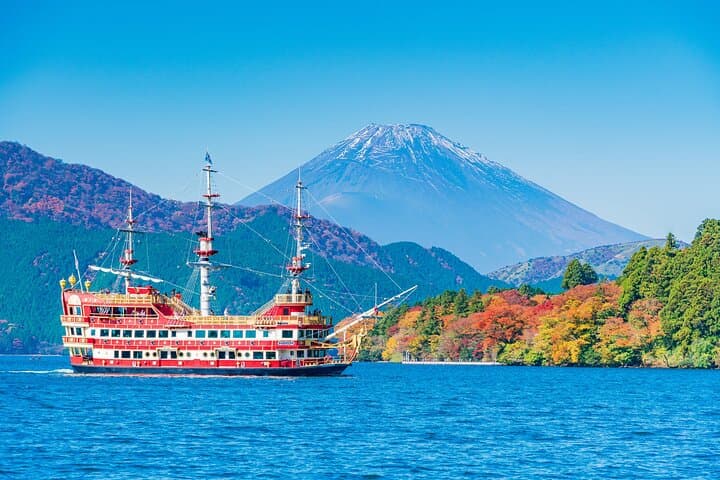 Tokyo 10-Hour Mt. Fuji & Hakone Lake Ashi Cruise & Ropeway Tour — photo 2