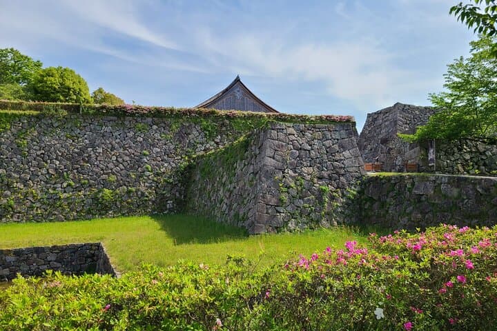 Hyogo: Sasayama Castle & Samurai Residence Guided Tour — photo 2