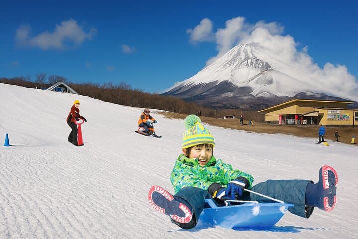 From Tokyo / Shinjuku: Fujiyama Snow Resort Yeti One Day Ski Trip — photo 5