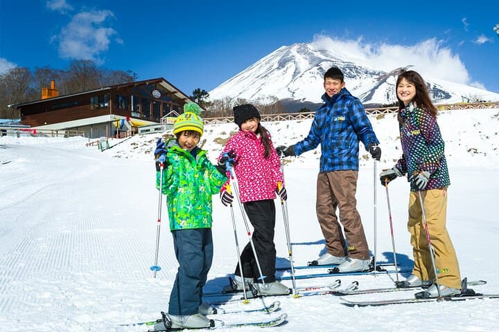 From Tokyo / Shinjuku: Fujiyama Snow Resort Yeti One Day Ski Trip — photo 7