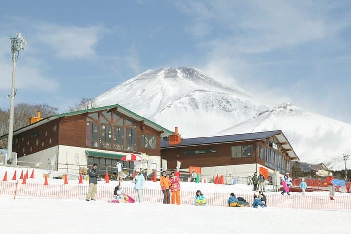 From Tokyo / Shinjuku: Fujiyama Snow Resort Yeti One Day Ski Trip — photo 11