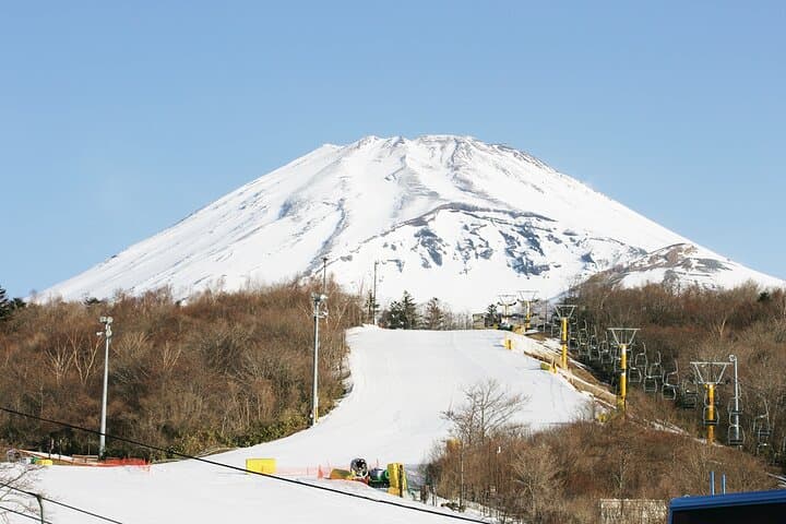 From Tokyo / Shinjuku: Fujiyama Snow Resort Yeti One Day Ski Trip — photo 12